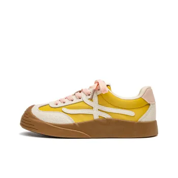STAE Anti Slip Wear Resistant Low Top Skateboard Shoes Women's