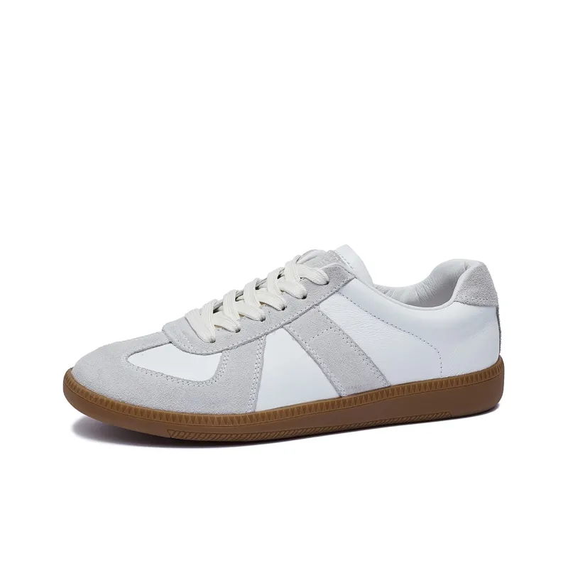 ΛOLUNKΛ Lightweight, Breathable, Quick Dry, Slip Resistant Low Top Skateboard Shoes Unisex-1