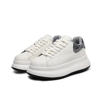 ΛOLUNKΛ Anti Slip Wear Resistant Low Top Skateboard Shoes Unisex Black Heel Color