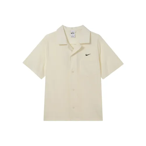 Nike SB Men
s Logo Short Sleeve Bowling Shirt White