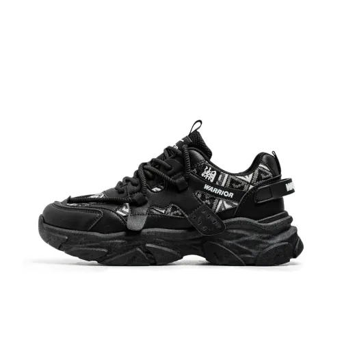 Warrior Abrasion Resistant Coverage Lightweight Low Top Chunky Sneakers Men's Black