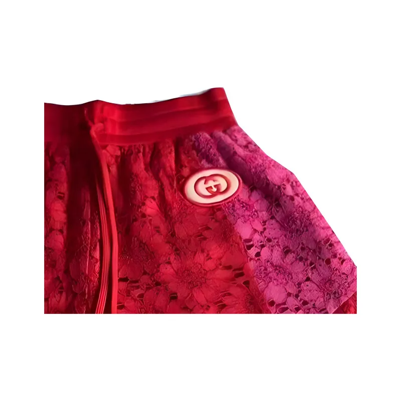 GUCCI Floral Lace Shorts Live Red-2