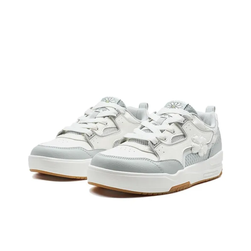 XTEP Master Of The Beast Slip Resistant And Breathable Coverage Low Top Skateboard Shoes Women's Gray White-2