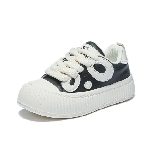 SUPEREDGE Anti Slip Wear Resistant Low Top Skateboard Shoes Women's