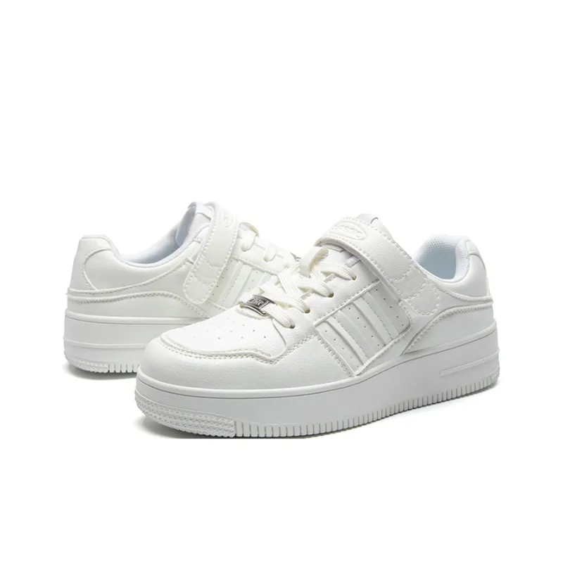 ZHR White Day Tale Coverage Abrasion Resistant Low Top Skateboard Shoes Unisex-1