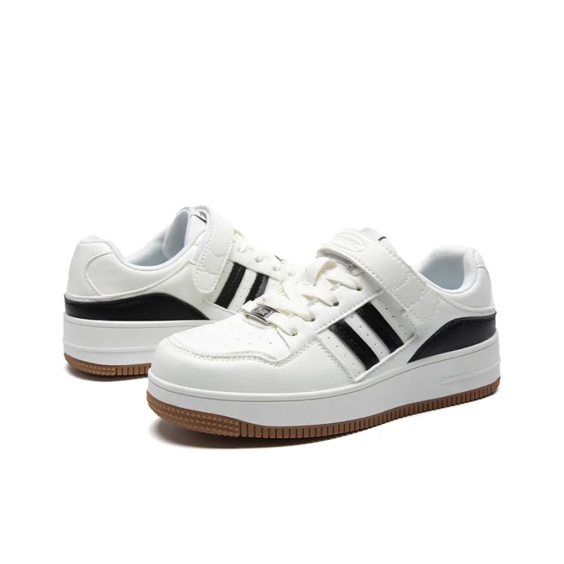 ZHR White Day Tale Coverage Abrasion Resistant Low Top Skateboard Shoes Unisex-5