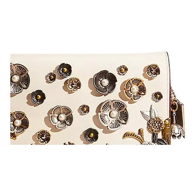 COACH Callie Glove Tanned Leather One Shoulder Clutch Small Size Women's Chalk White-3