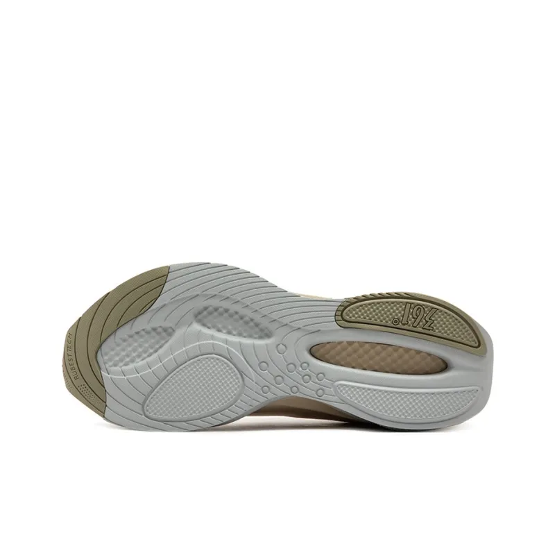 361° Magic Carpet Slip Resistant And Breathable Low Top Casual City Commute Running Shoes Men's Beige-4