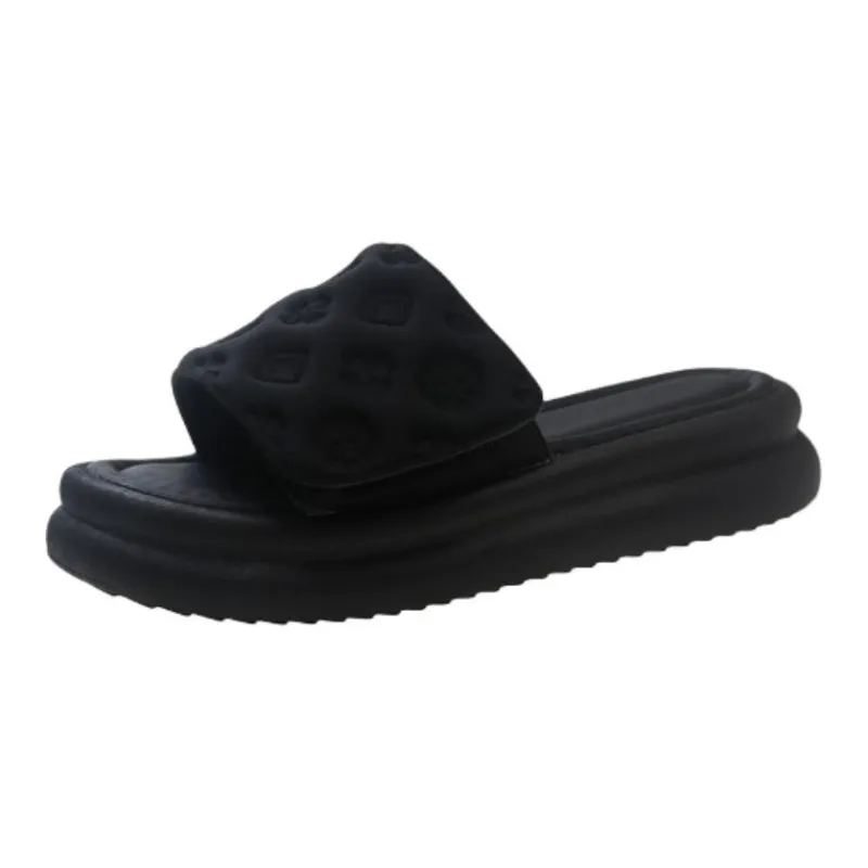 Yamada Hyakuju Slippers Black, Champagne-0