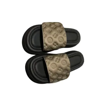 Yamada Hyakuju Slippers Black, Champagne