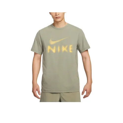 Nike HYVERSEDri Fit T Shirt Men's Light Army Green