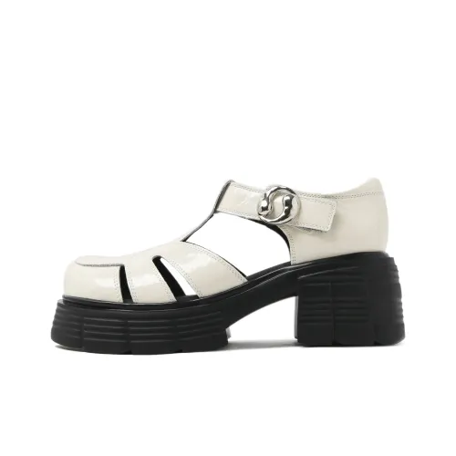CAMEIDO Roman Sandals Women's Ecru