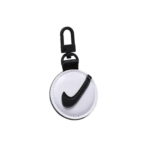 are all nike shoes made with leather pants women