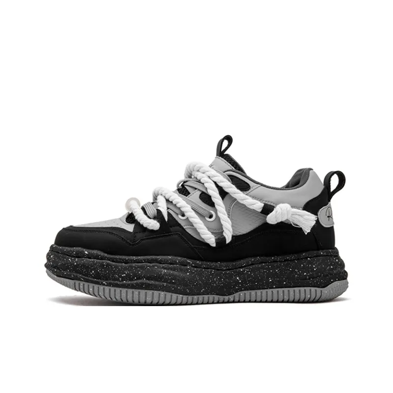 RELAXURSELF Slip Resistant, Abrasion Resistant, Lightweight, Height Increasing Low Top Skateboard Shoes Unisex-30