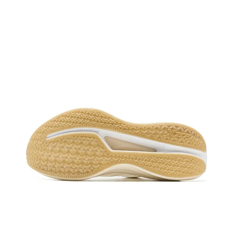 XTEP 2000km 3.0 Running Shoes Women's Low Top Sail White/Light Apricot-3