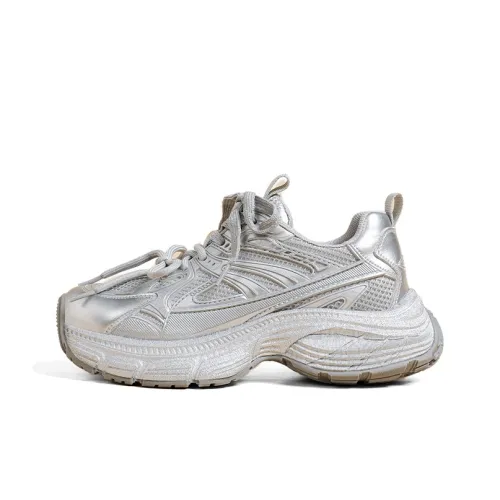 A Poinsettia Princess Chunky Sneakers Women's
