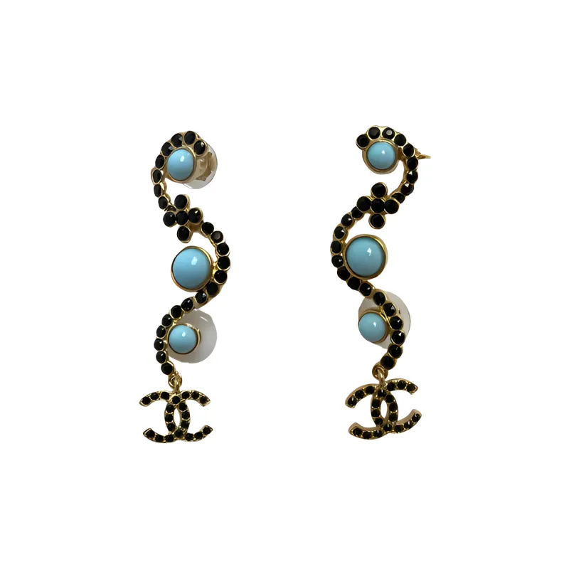 CHANEL Metyedal Earrings Unisex Black-0