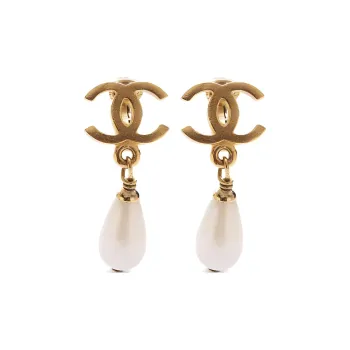 CHANEL 1995 Plated Cc Faux Pearl Drop Clip On Earrings Costume Earrings