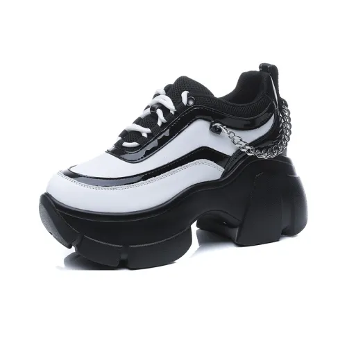A Poinsettia Princess Cushioning Height Increase Low Top Chunky Sneakers Women's White