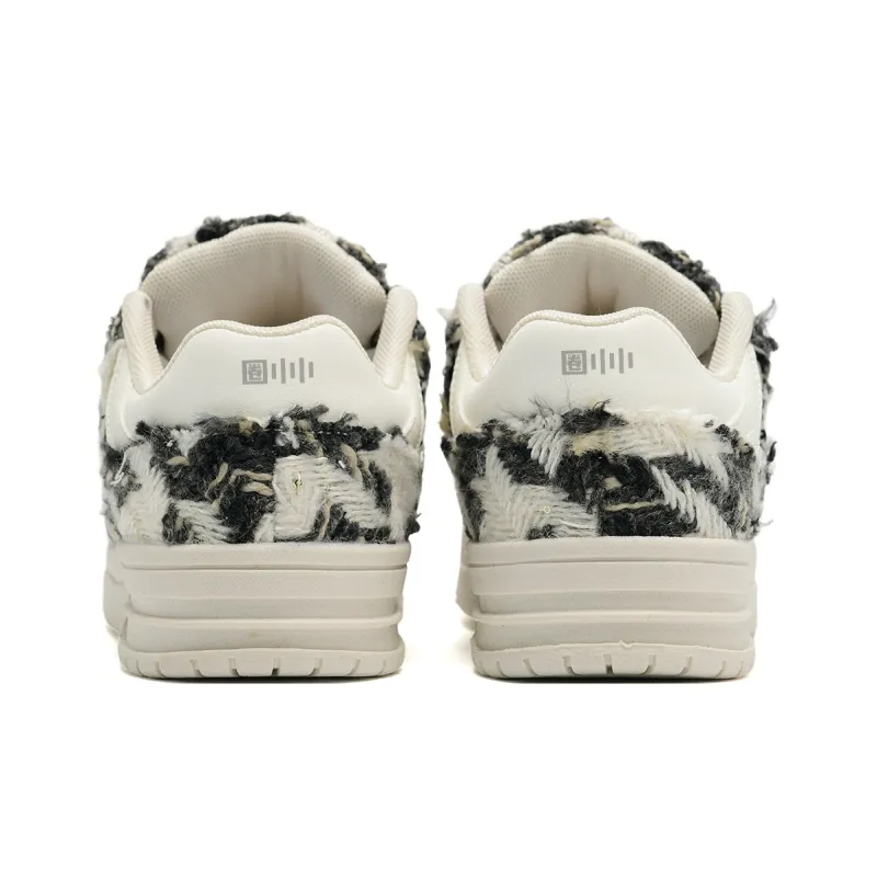 Circle Small Coverage Abrasion Resistant Lightweight Low Top Skateboard Shoes Unisex-17