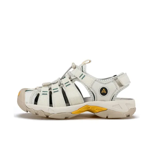 HUMTTO Slip Resistant Grip Lightweight River Trekking Shoes Women's Beige Jasper