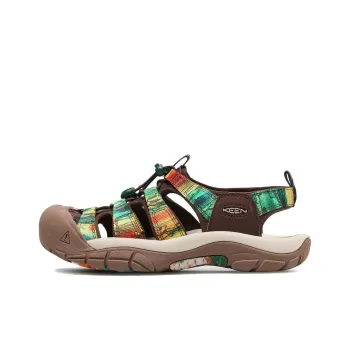 KEEN Newport Retro Slip Resistant And Breathable River Trekking Shoes Men's Brown
