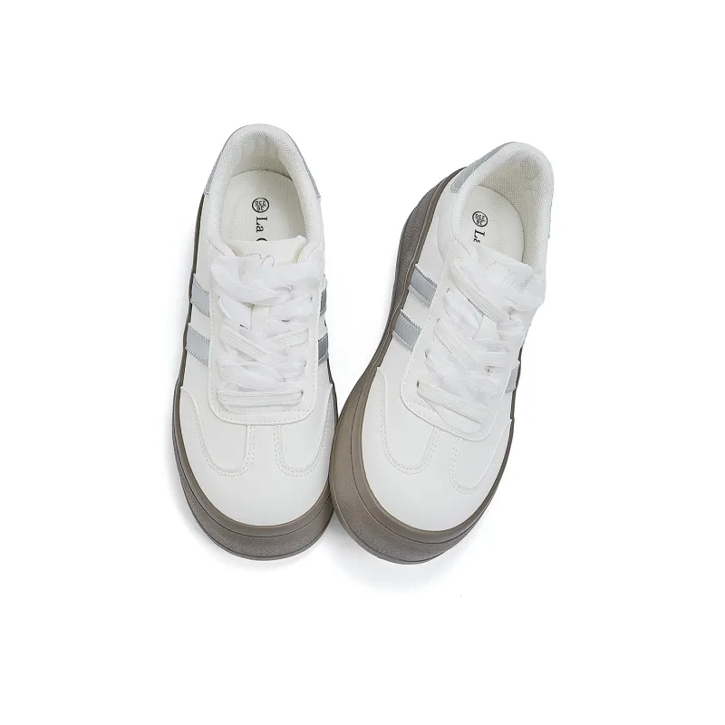 La Chapelle Skateboard Shoes Women's Low Top Beige Silver-2
