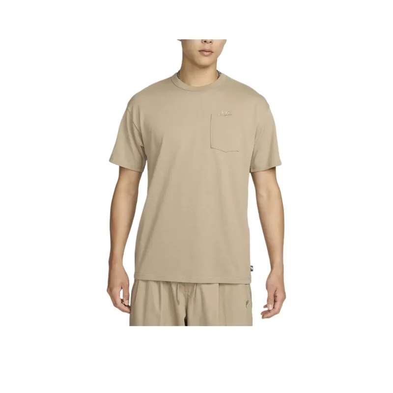 Nike Sportswear Premium Essentials Men's Pocket T-Shirt-0