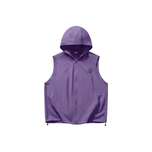 Hoodies & Sweatshirts