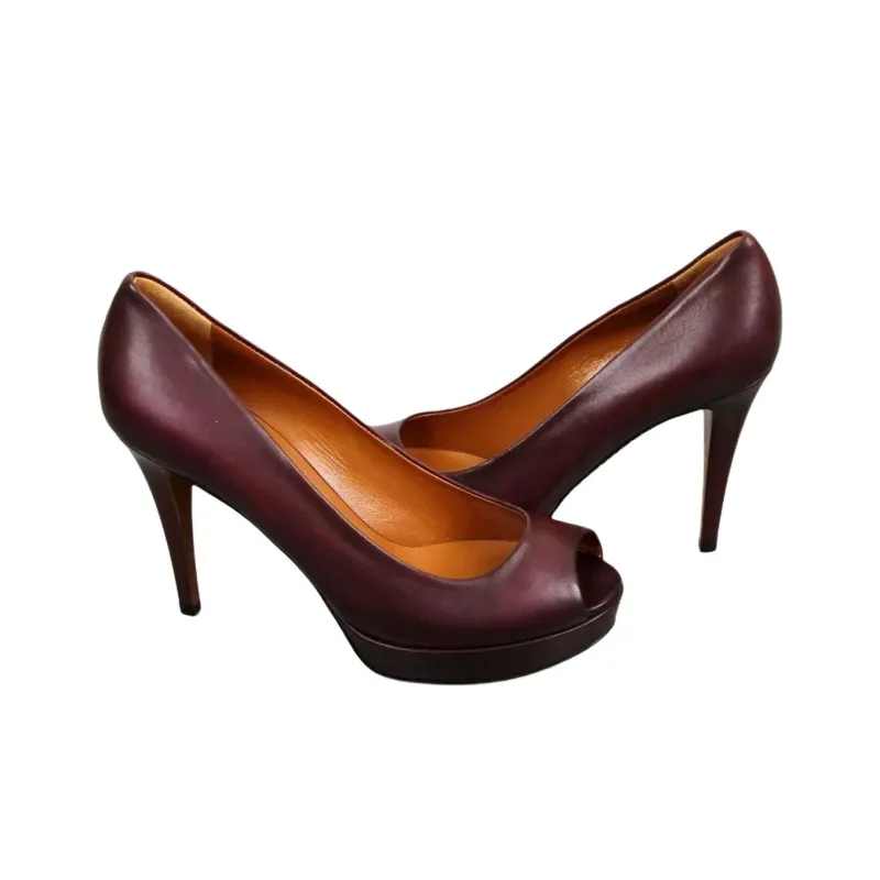 GUCCI Betty Slim Heel High Heels 7.6cm Women's Red-4