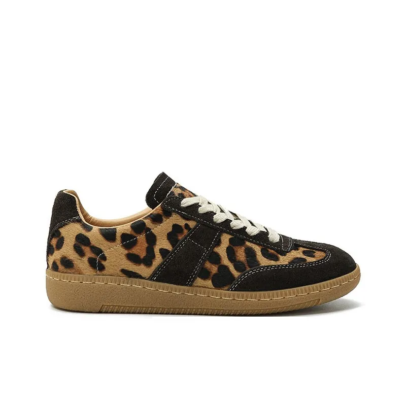 VCA Casual Shoes Unisex Low Top-1