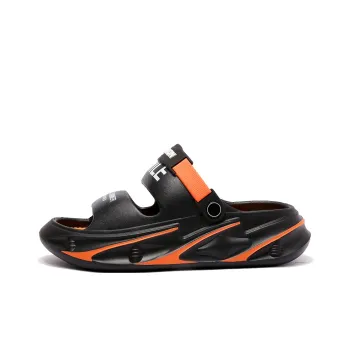Budding Bear Beach Sandals Unisex