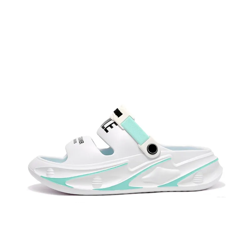 Budding Bear Beach Sandals Unisex-9