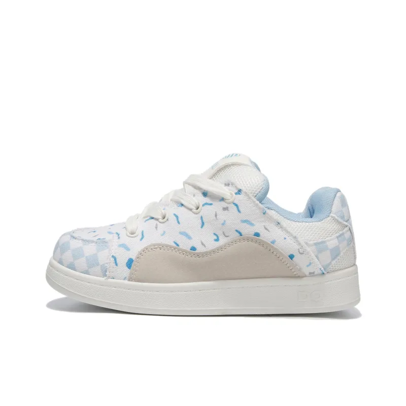 VICTORIA&VERA Non slip Lightweight Low Top Skateboard Shoes Women's Blueberry-0