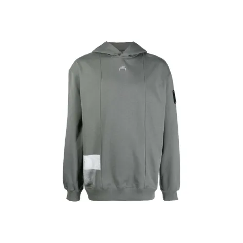 Hoodies & Sweatshirts