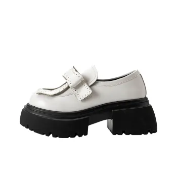 Wonderful Couple Loafers Women's