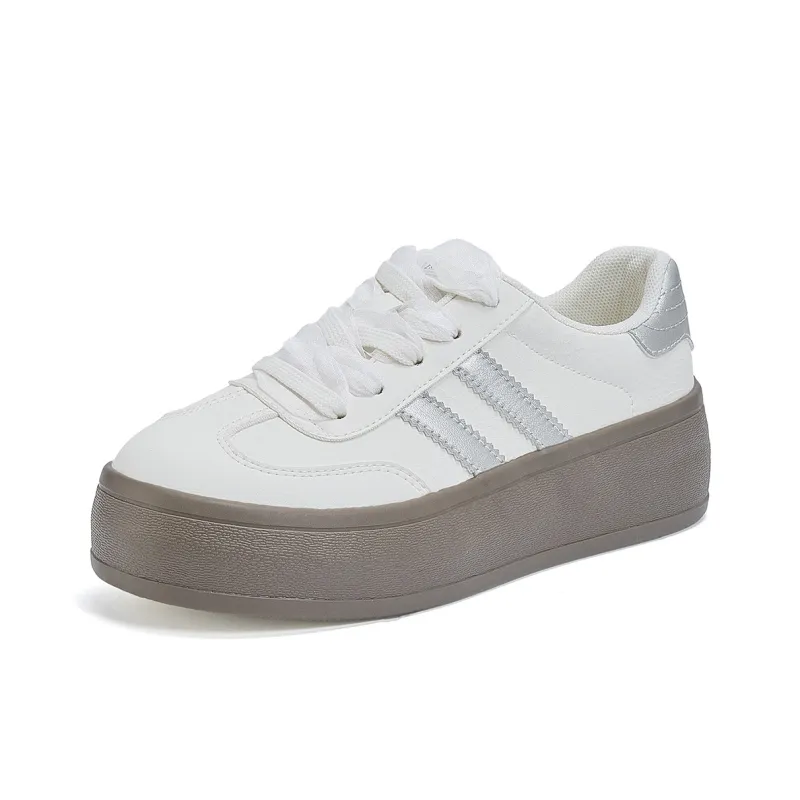 La Chapelle Skateboard Shoes Women's Low Top Beige Silver-1