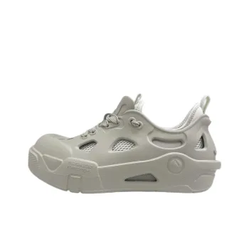 PEAK Pole Hole Shoes Clogs Men's Stone Green