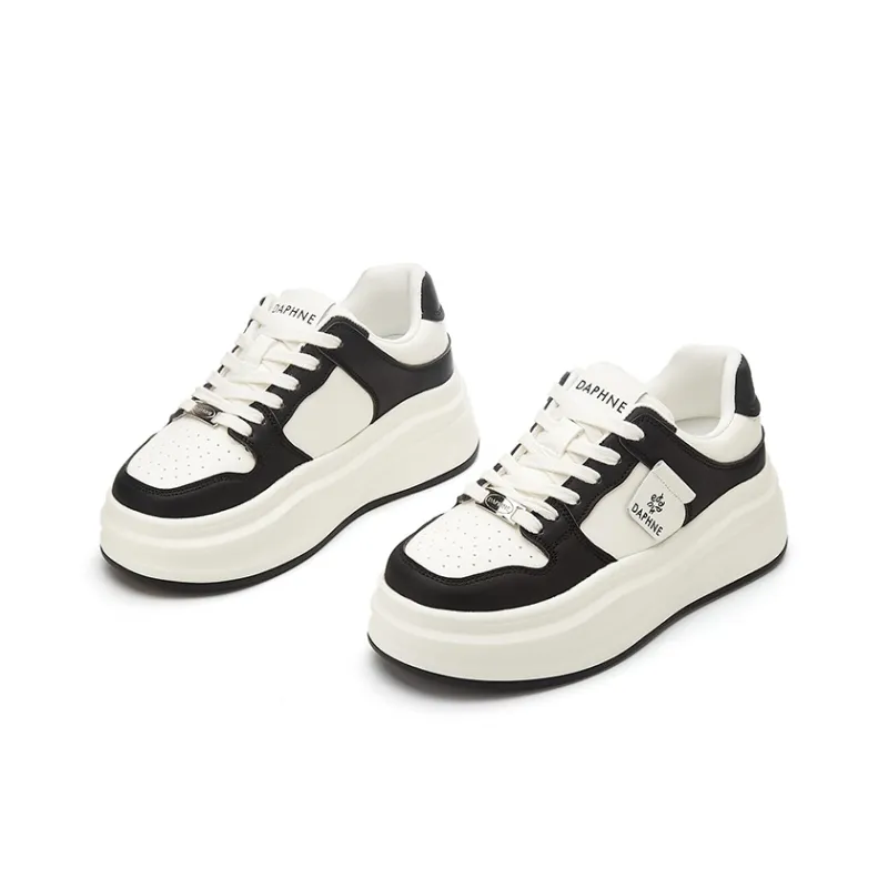 DAPHNE Waterproof Low Top Skateboard Shoes Women's-4