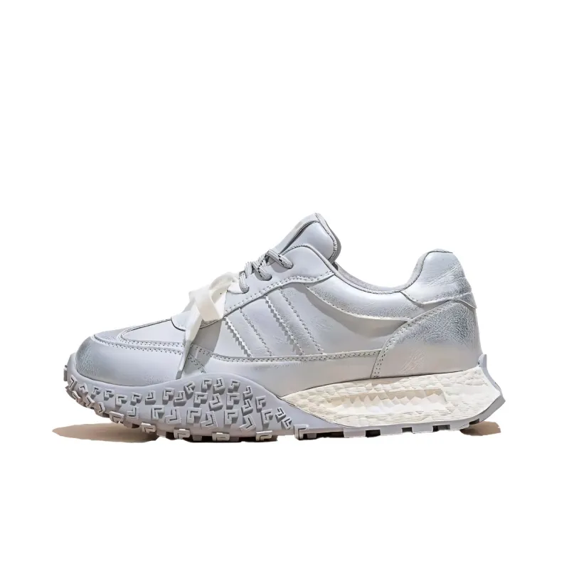 Yang Nianhua Slip Resistant, Abrasion Resistant, Lightweight Low Top Casual Shoes Women's-0