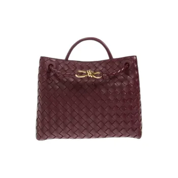 Bottega Veneta IntrecciatoAndiamo Collection Sheepskin One Shoulder Handbag Medium Size Women's Burgundy