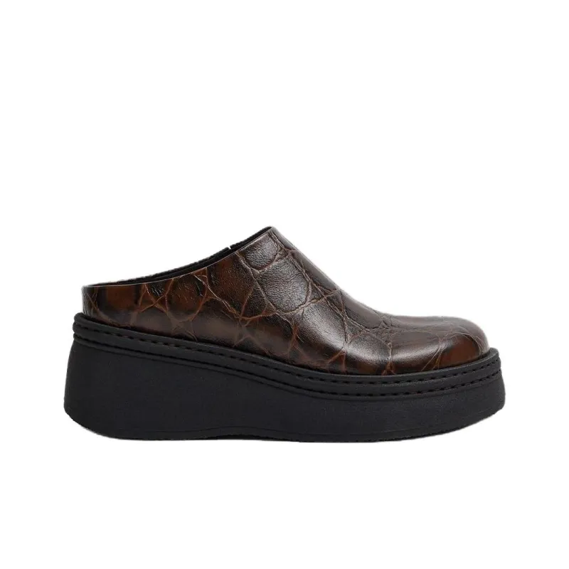 MIISTA Rubber Sole Slip Resistant Cow Leather Closed Toe Slippers Women's Brown-1