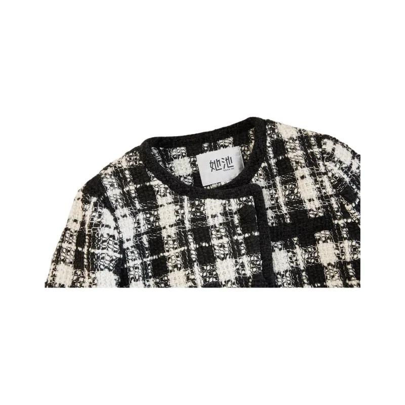 TOUCH Cropped Coats Women's Black Beige Plaid-2