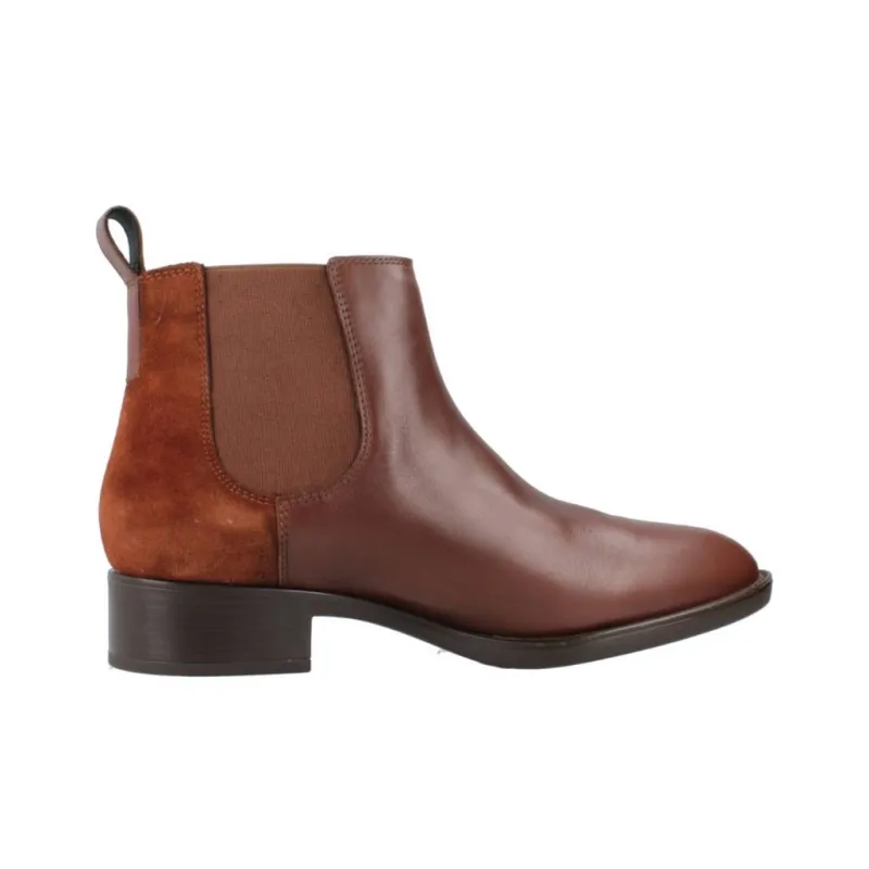 GEOX D Felicity Chelsea Boots Women's Brown-1