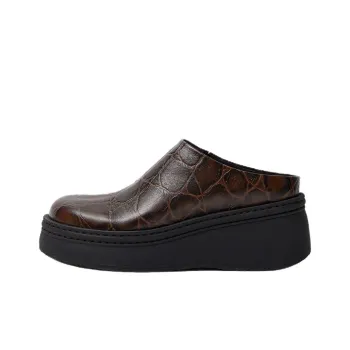 MIISTA Rubber Sole Slip Resistant Cow Leather Closed Toe Slippers Women's Brown