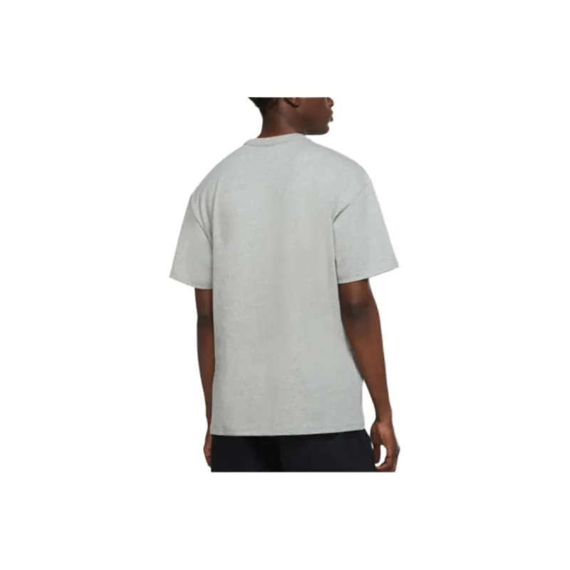 Nike Sportswear Premium Essential Tee-4