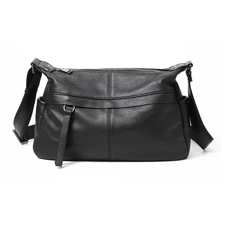 VANDEE Cow Leather Shoulder Bag Women's Black-0