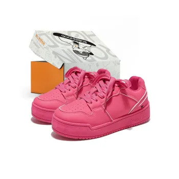 ROBINHOOD Cushioning, Abrasion Resistant, Slip Resistant Low Top Skateboard Shoes Women's Box
