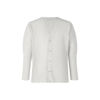 ISSEY MIYAKE V neck Shirt