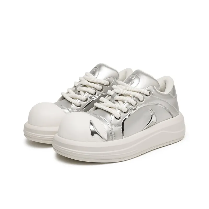 OUBT Shark Fin Design Low Top Skateboard Shoes Unisex Silver-2